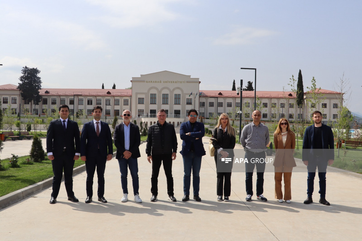 İtaliya deputatları Xankəndiyə səfər edib