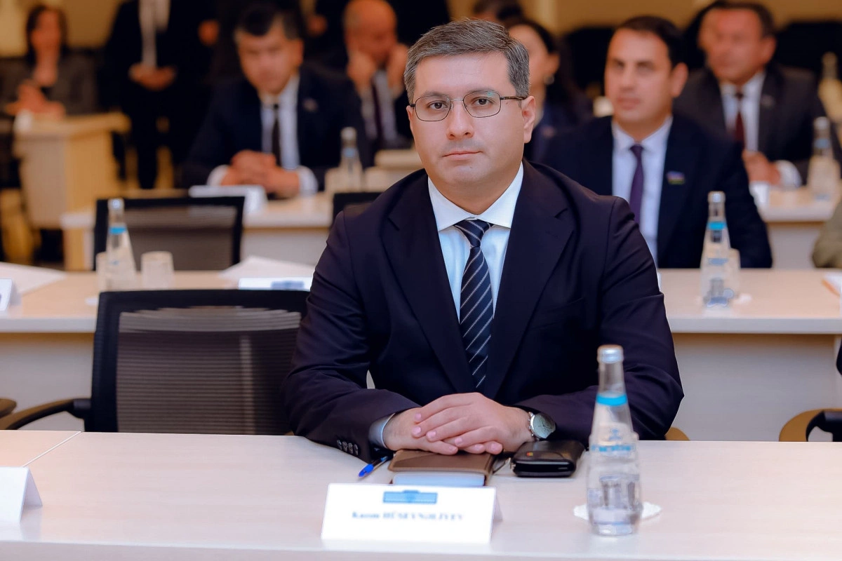 Naxçıvan Muxtar Respublikasının iqtisadiyyat naziri Kazım Hüseynəliyev kollektivə təqdim olundu